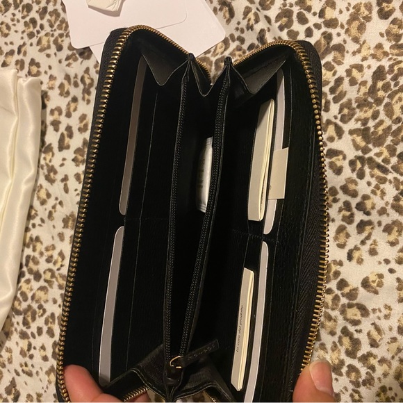 Gucci black zip wallet - Picture 7 of 9